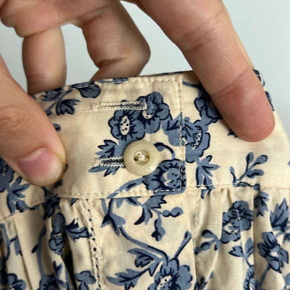 Ralph Lauren Cream and Blue Floral Full Skirt - Picture 6 of 7